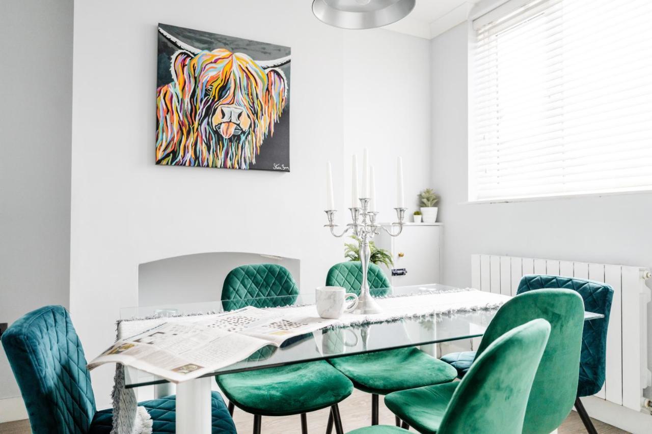Churnet Valley Townhouse - Modern Cheadle House Villa ภายนอก รูปภาพ